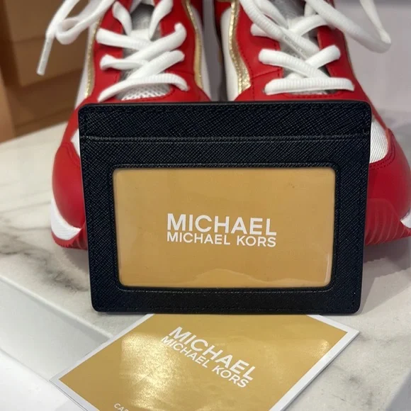 MICHAEL KORS
Leather Large Card Holder Case Wallet
Black
NWT - Picture 12 of 16